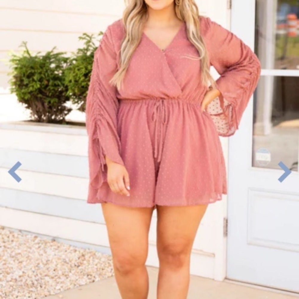 Chic Soul Romper - Picture 2 of 8